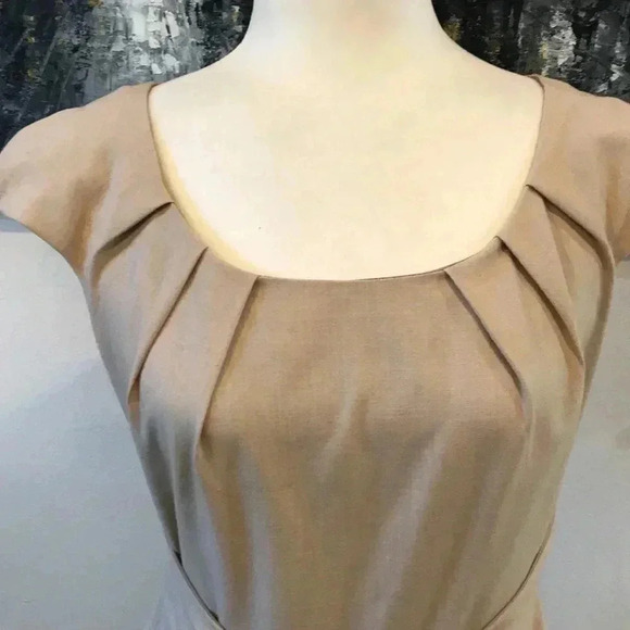 Tahari ASL Classic Tan Cap Sleeve Sheath Dress with Tie Front-Size 4 - Picture 6 of 7